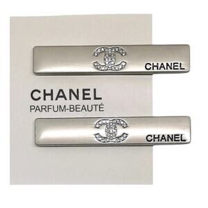 Chanel Beaute Silver Metal Rhinestone Hair Clips 2Pc Set GWP New